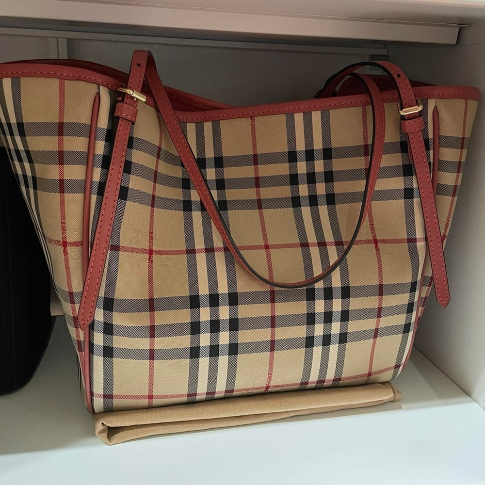 Preloved Burberry Tote Bag